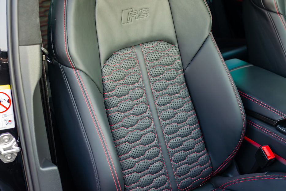Продам Audi RS6 Performance 2024 года в Киеве