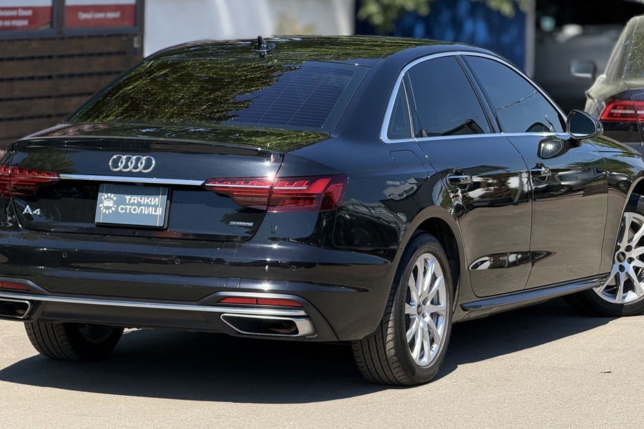 Продам Audi A4 40 TFSI S-tronic (204 к.с.) 2021 года в Киеве