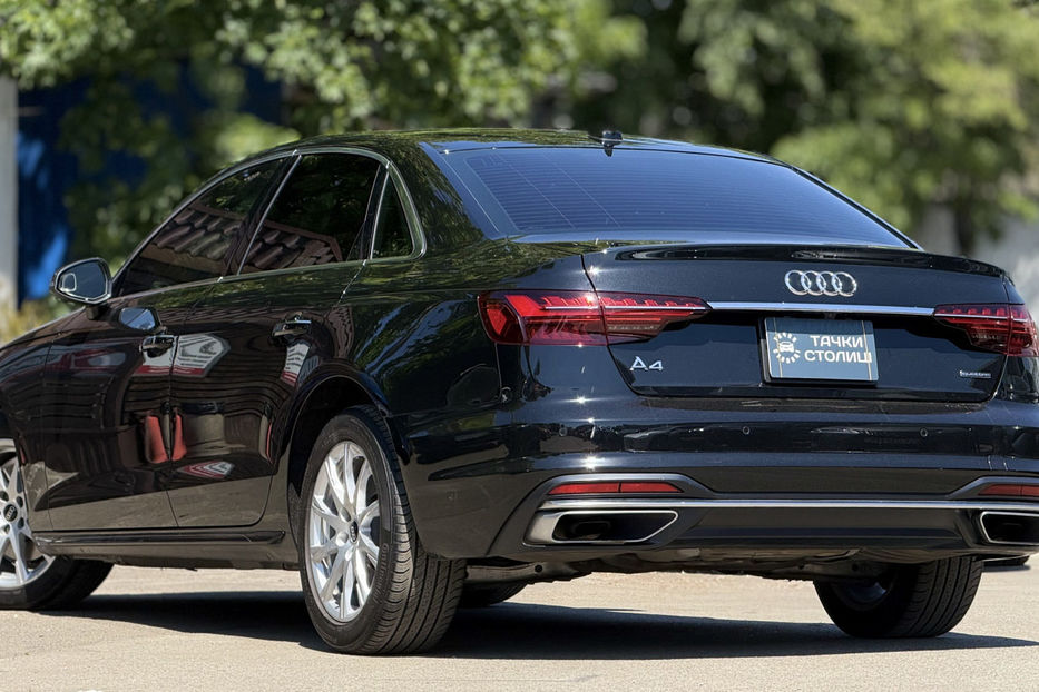Продам Audi A4 40 TFSI S-tronic (204 к.с.) 2021 года в Киеве