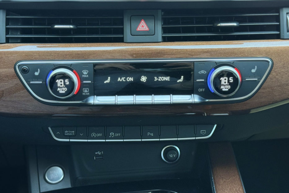 Продам Audi A4 40 TFSI S-tronic (204 к.с.) 2021 года в Киеве