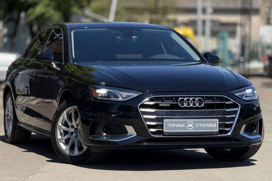 Продам Audi A4 40 TFSI S-tronic (204 к.с.) 2021 года в Киеве