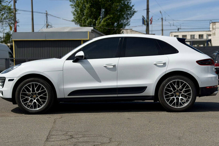 Продам Porsche Macan 2.0 PDK (252 к.с.) 2018 года в Киеве