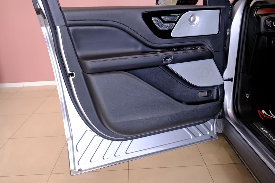 Продам Lincoln Aviator 2021 года в Одессе