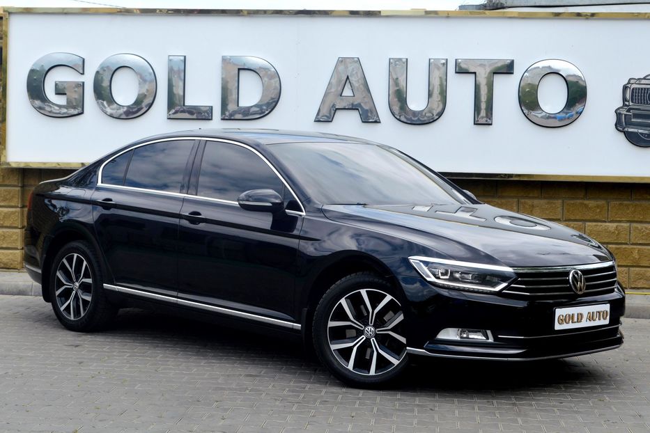 Продам Volkswagen Passat B8 HighLine 2018 года в Одессе