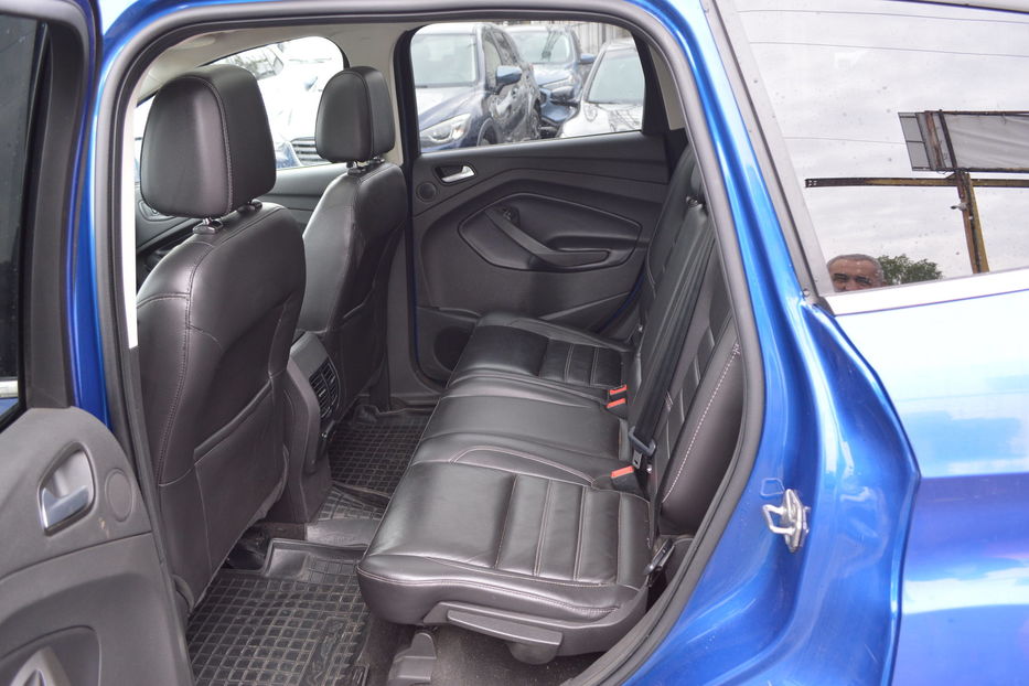 Продам Ford Escape Titanium 2017 года в Одессе