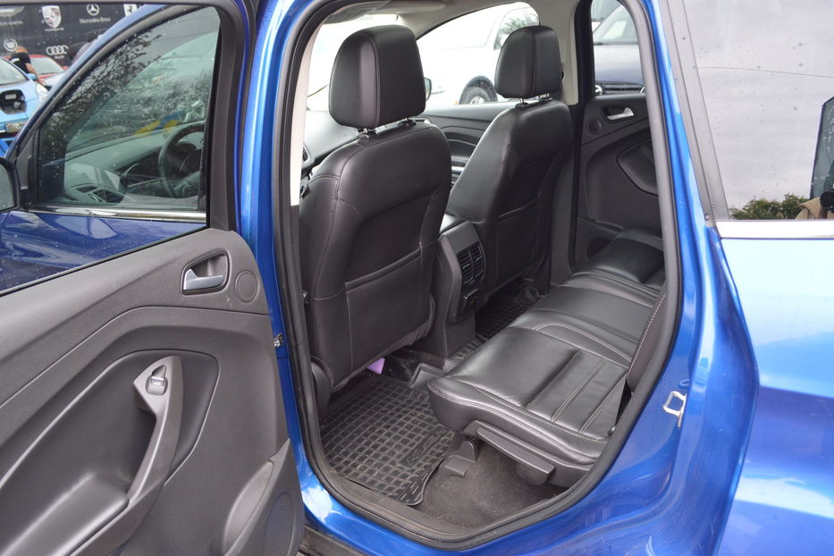 Продам Ford Escape Titanium 2017 года в Одессе