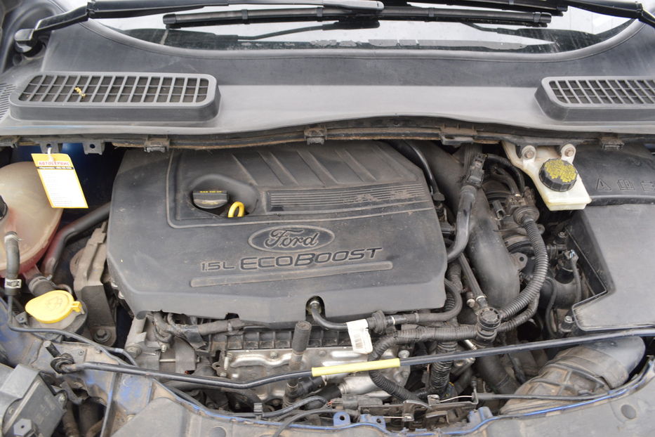 Продам Ford Escape Titanium 2017 года в Одессе