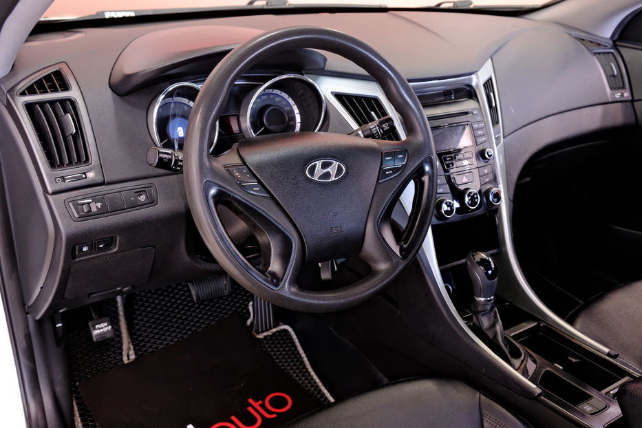Продам Hyundai Sonata 2014 года в Одессе