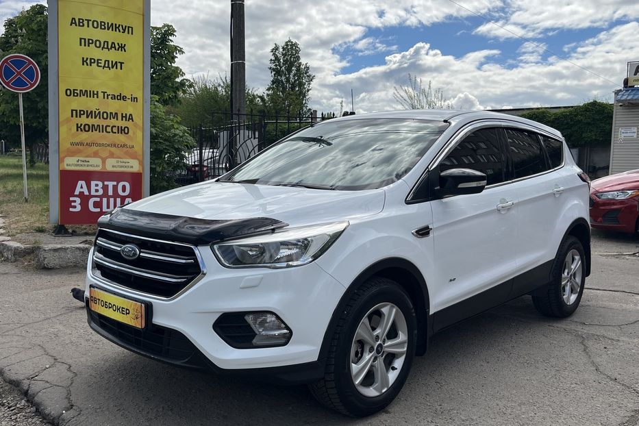 Продам Ford Kuga Офіційний 2017 года в Николаеве
