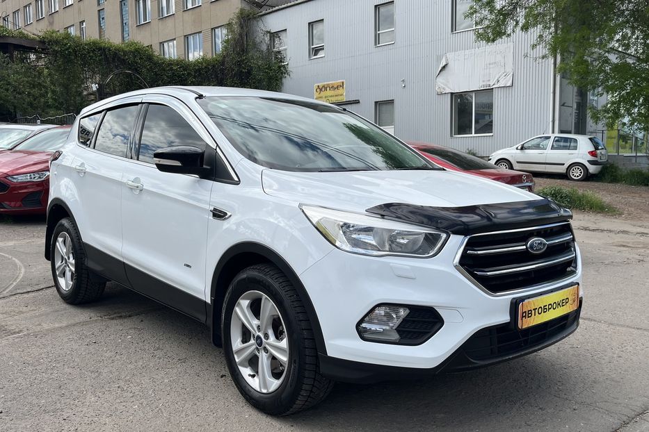 Продам Ford Kuga Офіційний 2017 года в Николаеве