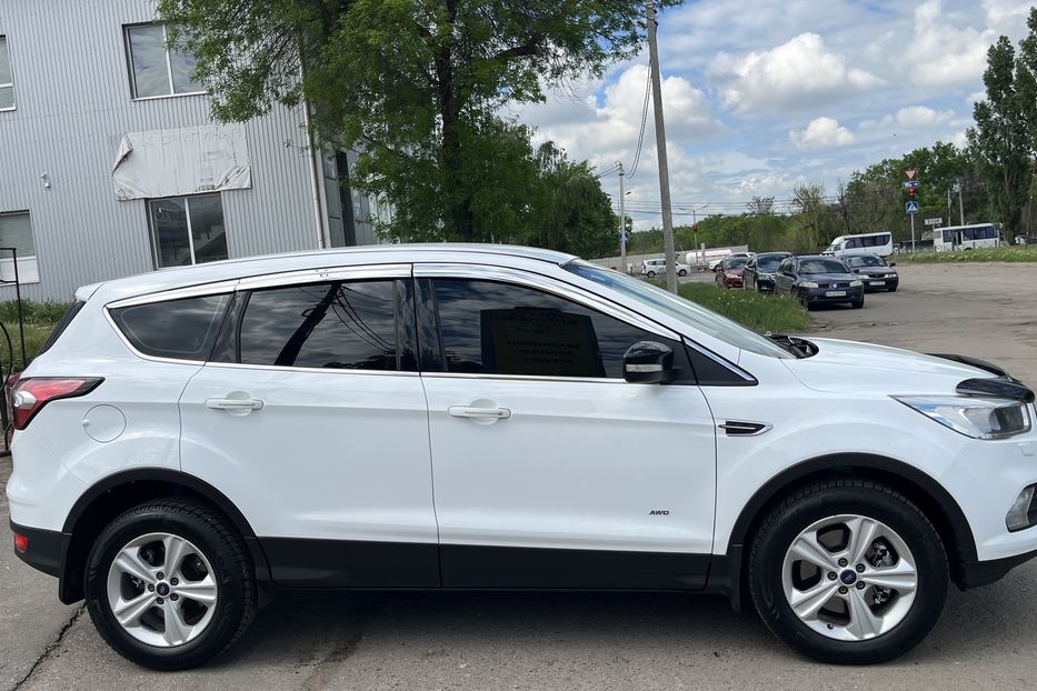 Продам Ford Kuga Офіційний 2017 года в Николаеве