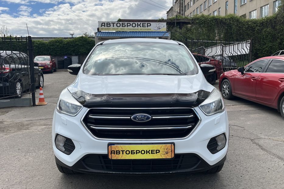Продам Ford Kuga Офіційний 2017 года в Николаеве