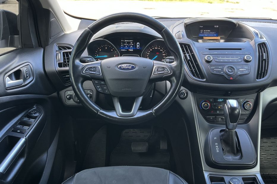 Продам Ford Kuga Офіційний 2017 года в Николаеве
