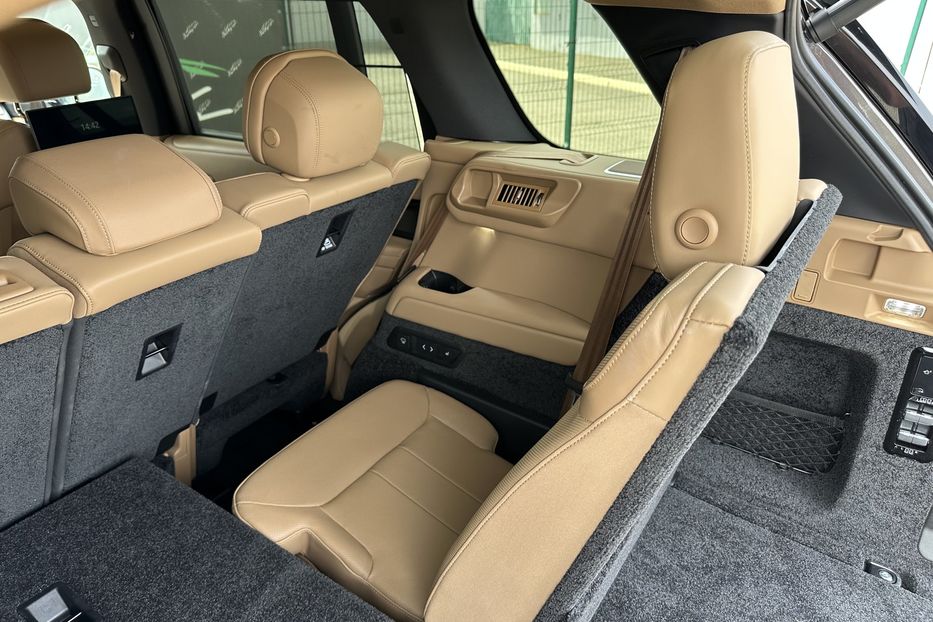 Продам Land Rover Range Rover LWB 3.0 P400 2025 года в Киеве