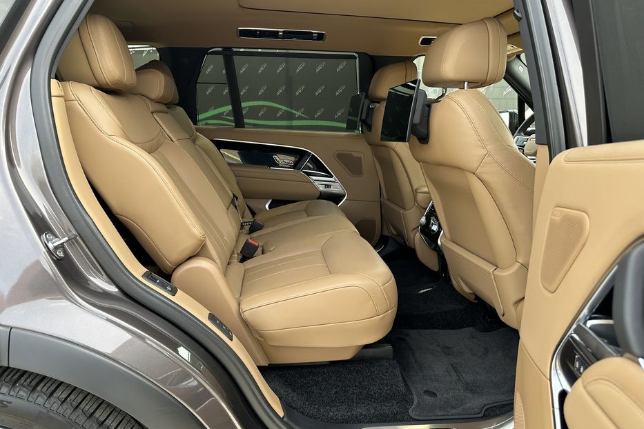 Продам Land Rover Range Rover LWB 3.0 P400 2025 года в Киеве