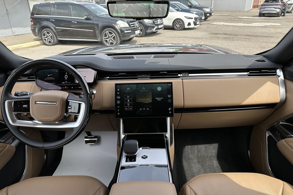 Продам Land Rover Range Rover LWB 3.0 P400 2025 года в Киеве