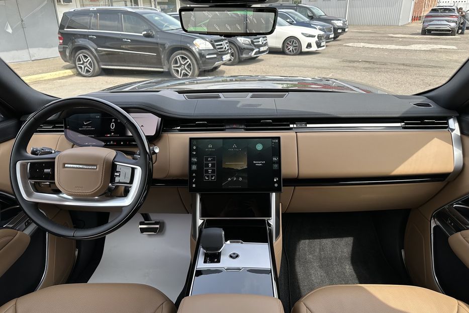 Продам Land Rover Range Rover LWB 3.0 P400 2025 года в Киеве