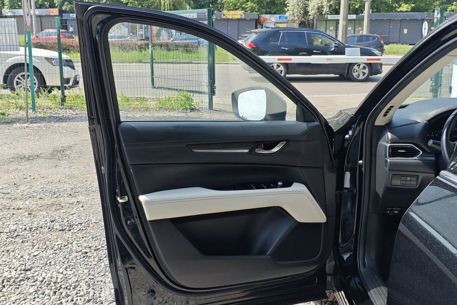 Продам Mazda CX-5 2.5 SkyActiv-G AT (194 к.с.)  2022 года в Киеве