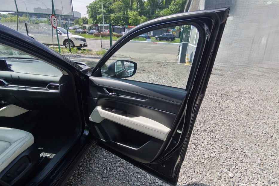 Продам Mazda CX-5 2.5 SkyActiv-G AT (194 к.с.)  2022 года в Киеве