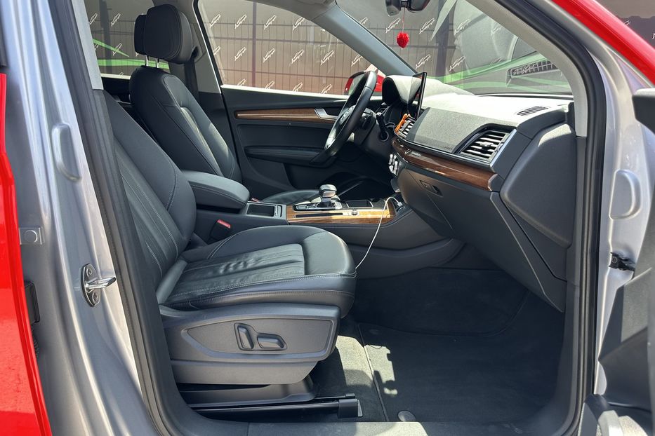 Продам Audi Q5 45 TFSI QUATTRO 2022 года в Киеве