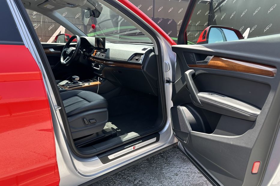 Продам Audi Q5 45 TFSI QUATTRO 2022 года в Киеве
