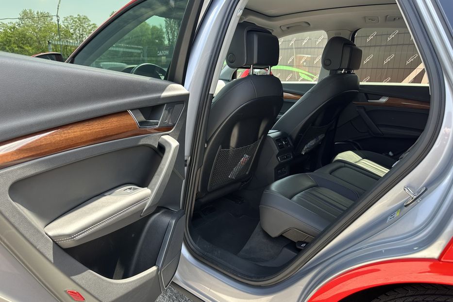 Продам Audi Q5 45 TFSI QUATTRO 2022 года в Киеве