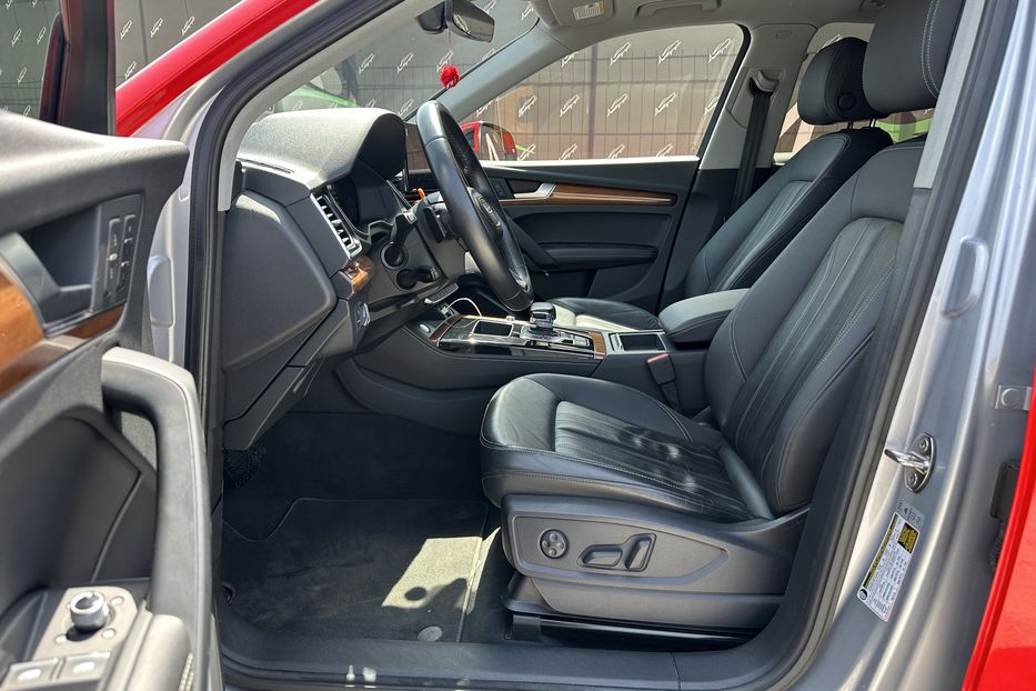 Продам Audi Q5 45 TFSI QUATTRO 2022 года в Киеве