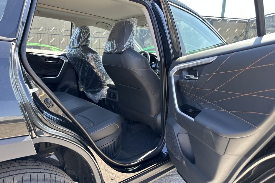 Продам Toyota Rav 4 Hybrid 2025 года в Киеве