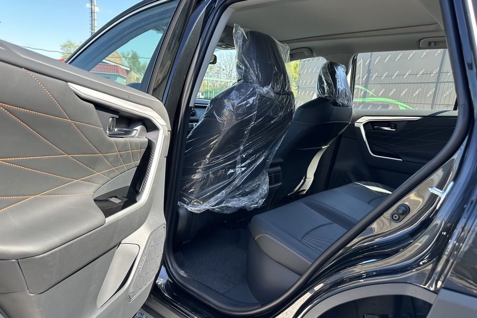 Продам Toyota Rav 4 Hybrid 2025 года в Киеве