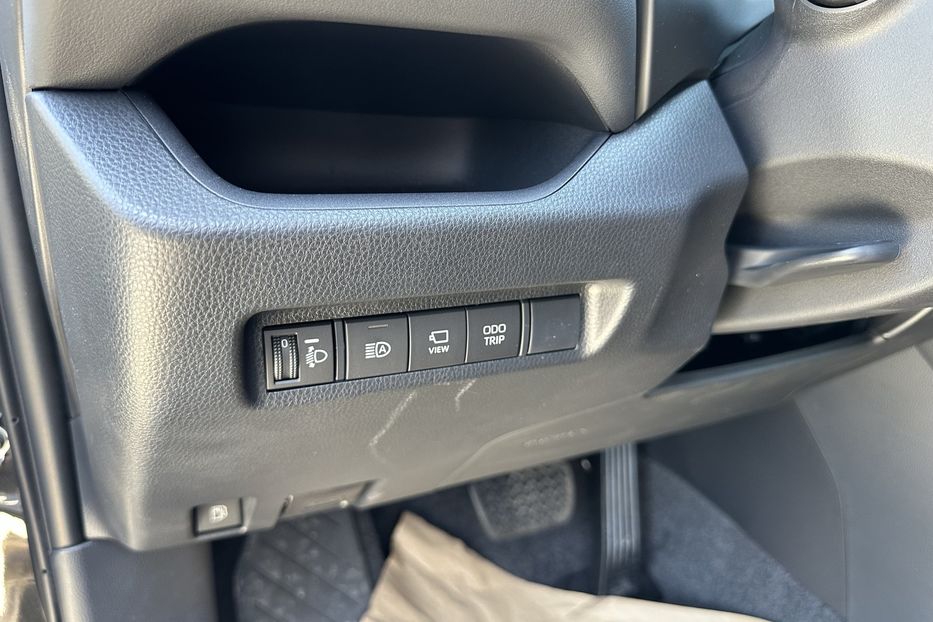 Продам Toyota Rav 4 Hybrid 2025 года в Киеве