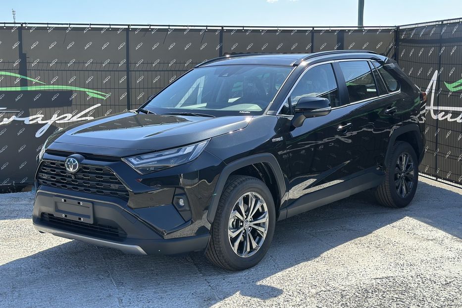 Продам Toyota Rav 4 Hybrid 2025 года в Киеве