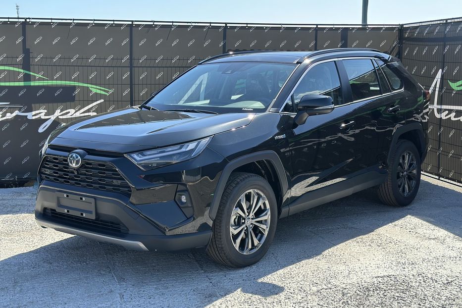 Продам Toyota Rav 4 Hybrid 2025 года в Киеве