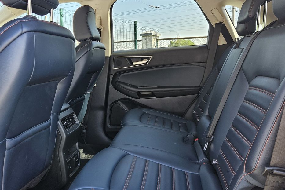 Продам Ford Edge SEL 2023 года в Киеве