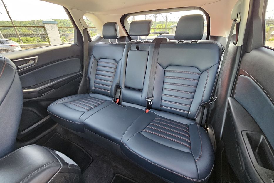 Продам Ford Edge SEL 2023 года в Киеве
