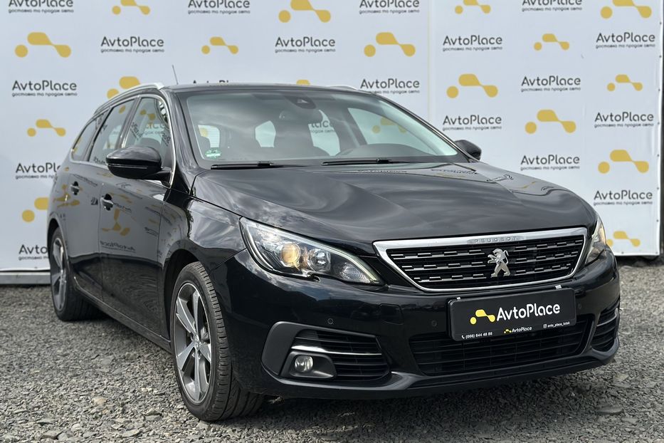 Продам Peugeot 308 2017 года в Луцке