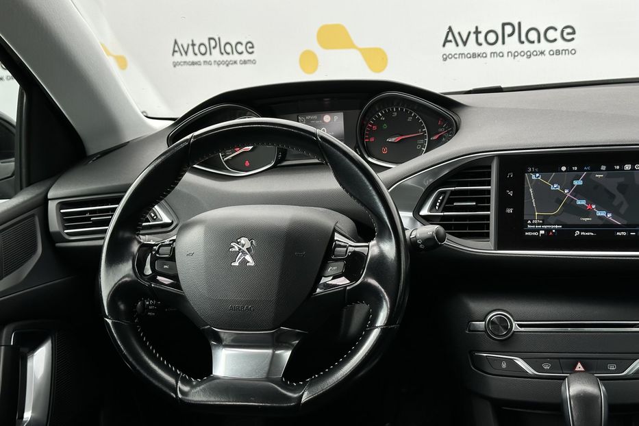 Продам Peugeot 308 2017 года в Луцке