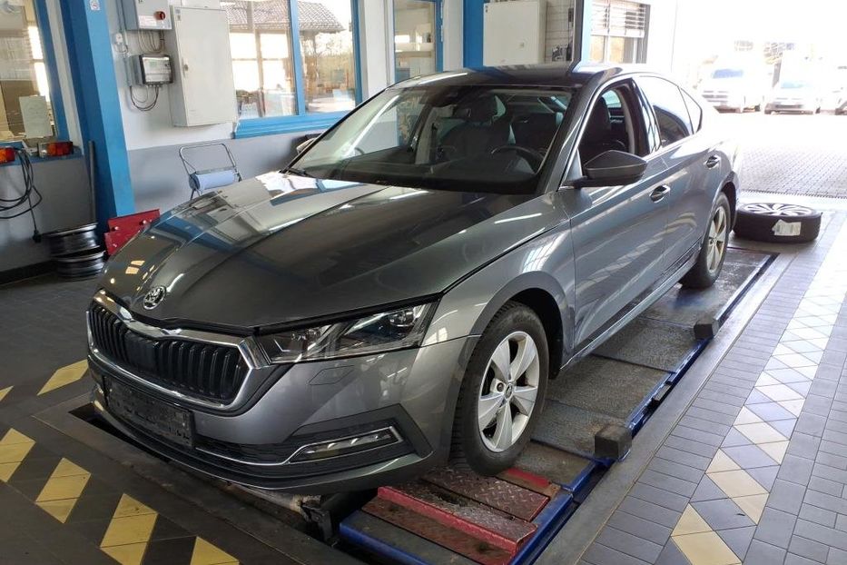 Продам Skoda Octavia 2023 года в Львове