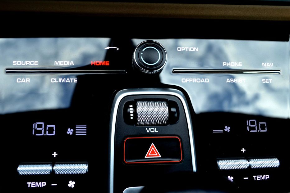 Продам Porsche Cayenne 2019 года в Одессе