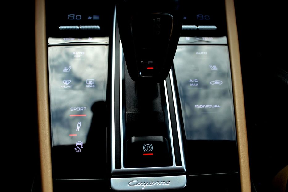 Продам Porsche Cayenne 2019 года в Одессе