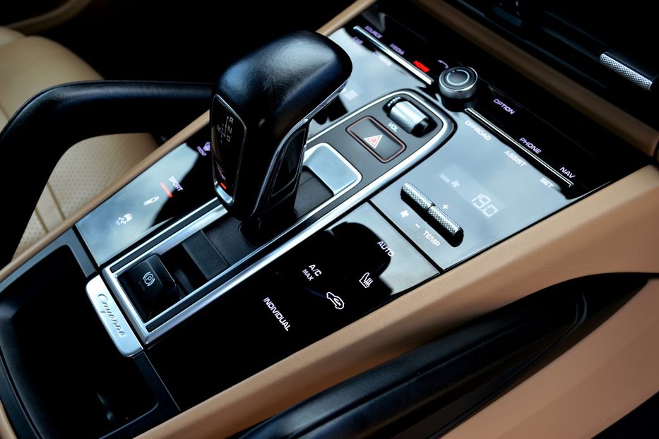 Продам Porsche Cayenne 2019 года в Одессе
