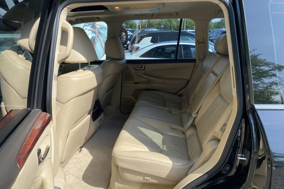 Продам Lexus LX 570 AT (367 к.с.) AWD 2008 года в Киеве