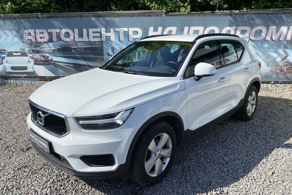 Продам Volvo XC60 2.0 AT (163 к.с.) 2019 года в Киеве