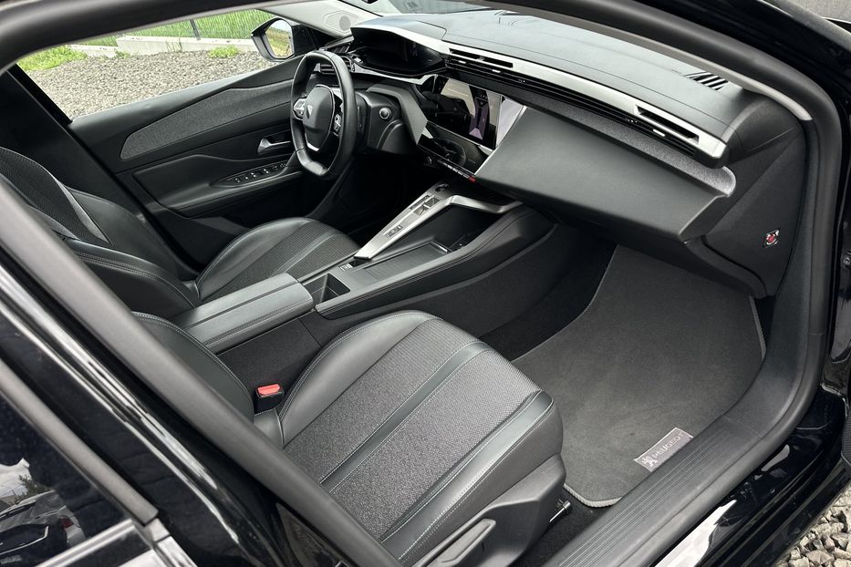 Продам Peugeot 308 2022 года в Луцке