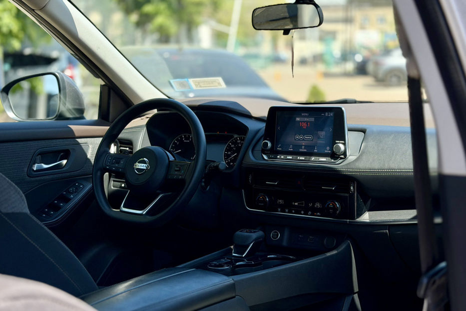 Продам Nissan Rogue 2.5 Xtronic (191 к.с.) AWD   2021 года в Киеве