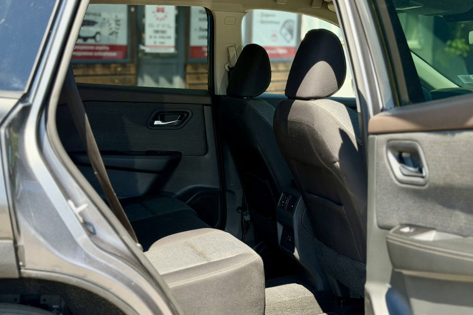 Продам Nissan Rogue 2.5 Xtronic (191 к.с.) AWD   2021 года в Киеве