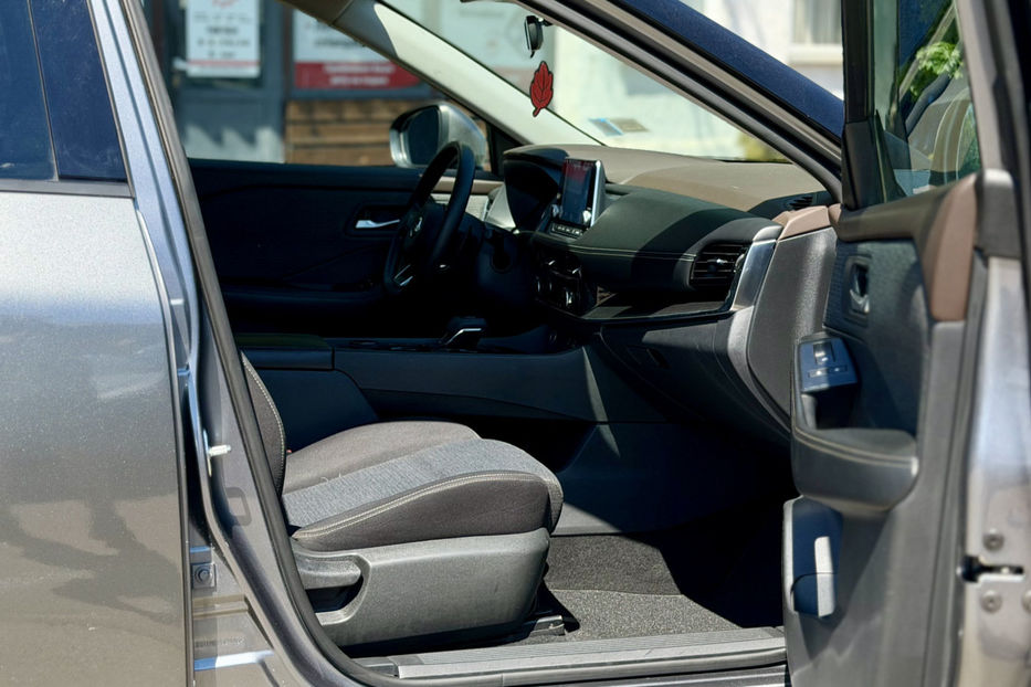 Продам Nissan Rogue 2.5 Xtronic (191 к.с.) AWD   2021 года в Киеве