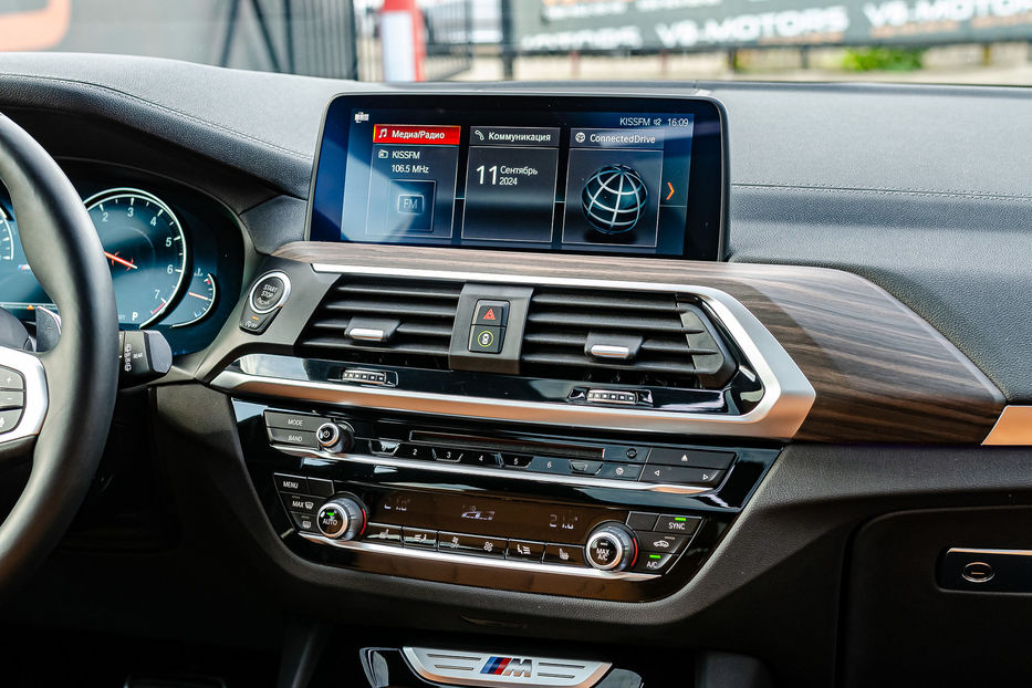 Продам BMW X3 M40i Xdrive 2019 года в Киеве