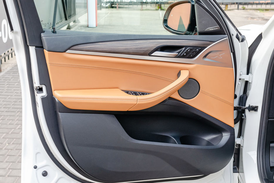 Продам BMW X3 M40i Xdrive 2019 года в Киеве