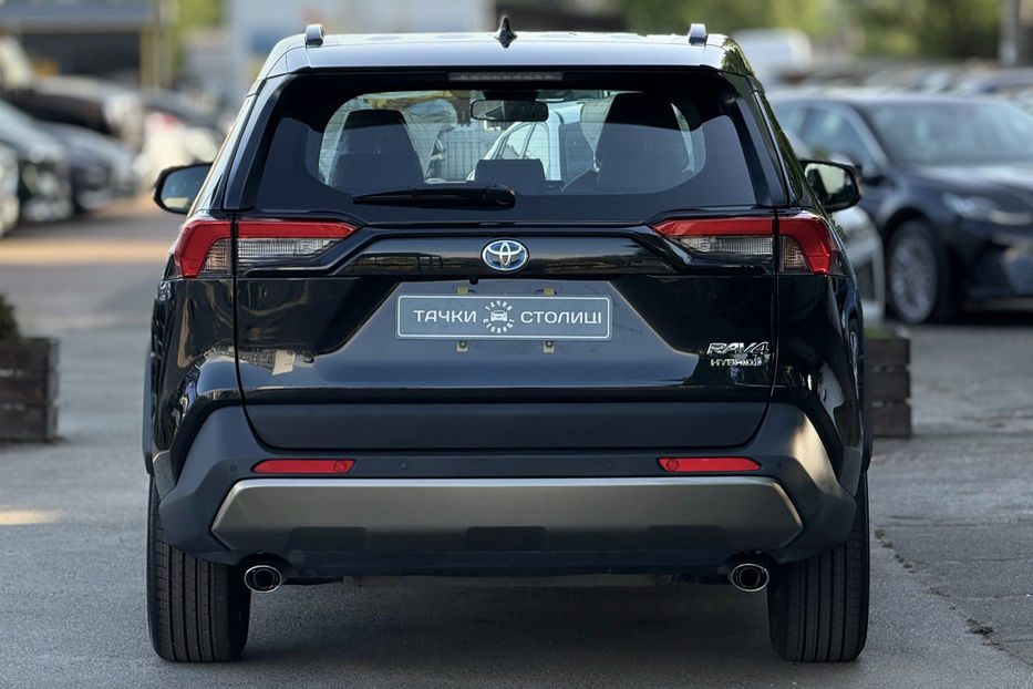 Продам Toyota Rav 4 2.5 e-CVT (218 к.с.) • Premium 2025 года в Киеве
