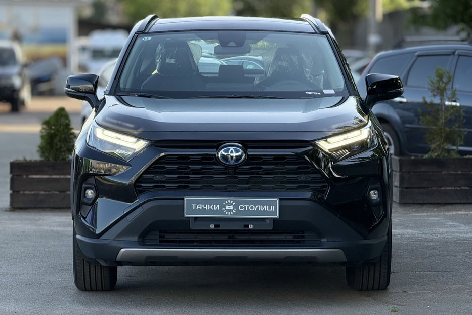 Продам Toyota Rav 4 2.5 e-CVT (218 к.с.) • Premium 2025 года в Киеве